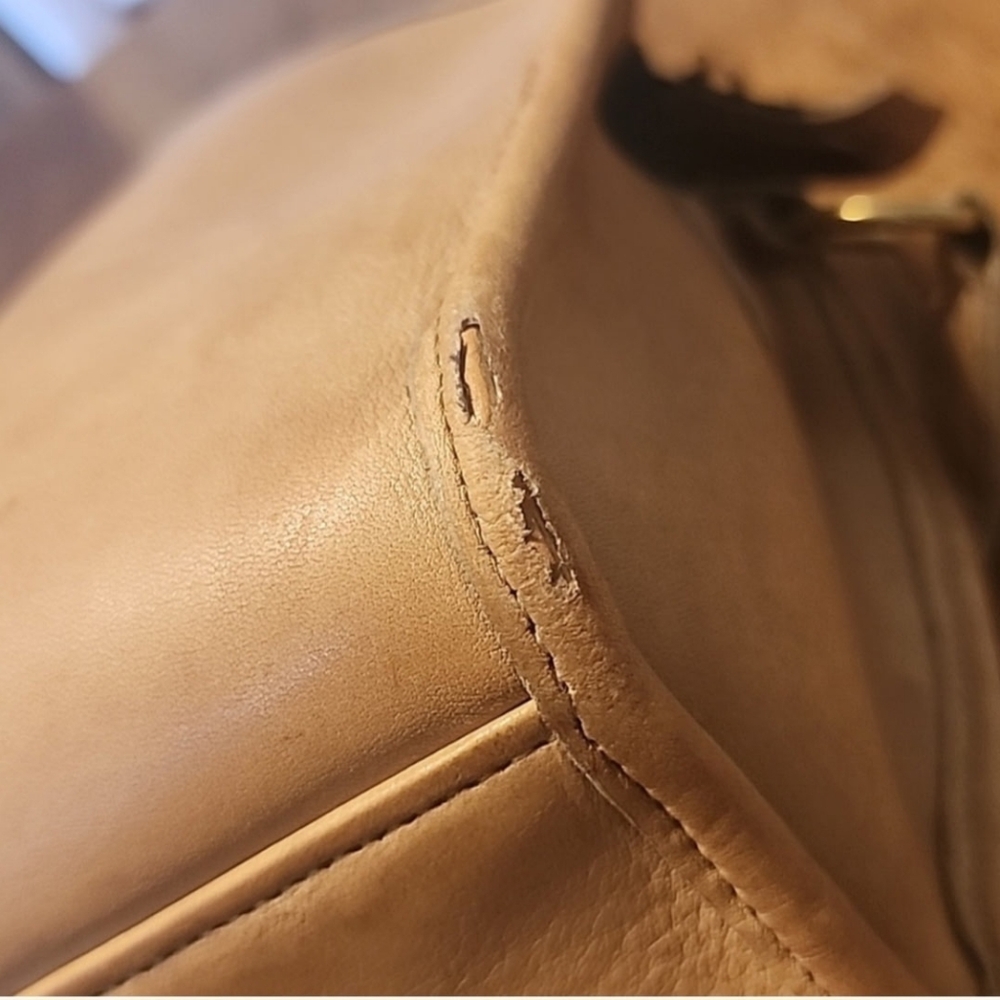 Coach  Brighton Putty Vintage  80's Leather Belt Bag - Picture 7 of 15